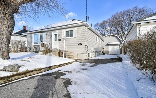 823 Rowena St, Oshawa, ON, L1H4Z6 | Card Image