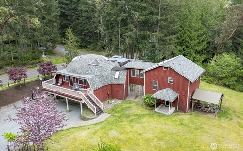 9203 Kootenai Dr, Anderson Island, WA, 98303-9787 | Card Image