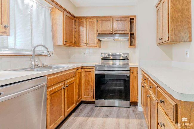 724 Dehoff Dr, House other with 3 bedrooms, 2 bathrooms and null parking in Manhattan KS | Image 32