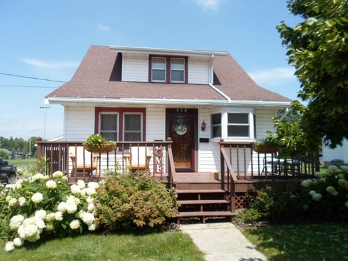 434 Jackson St, Waupun, WI, 53963-1125 | Card Image