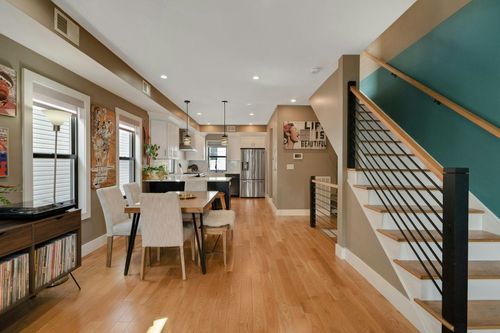 2-305 Arlington Ave, Jersey City, NJ, 07304-2704 | Card Image