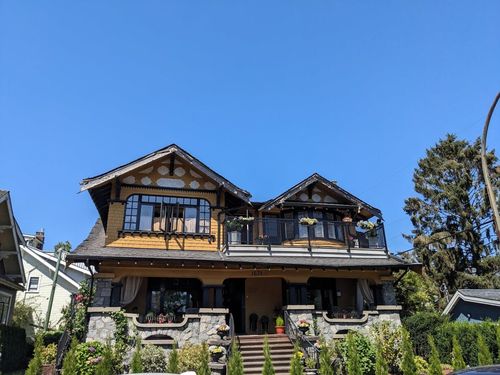 upper-1-1631 Dunbar St, Vancouver, BC, V6R3L7 | Card Image
