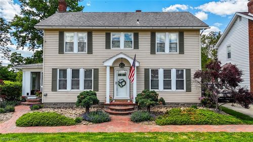 717 Center St, Beverly, OH, 45715-2507 | Card Image