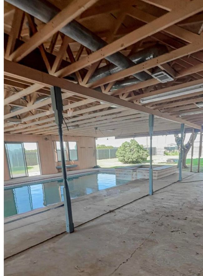 1690 W Us Highway 70, House other with 4 bedrooms, 5 bathrooms and null parking in Plainview TX | Image 70