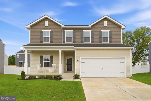 26 Reformation Dr, MARTINSBURG, WV, 25405-5843 | Card Image