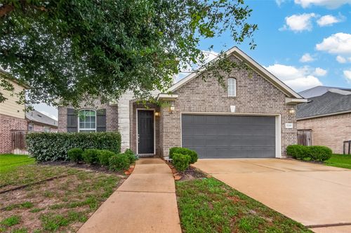 2209 Hidden Meadow Ln, Pearland, TX, 77089-1577 | Card Image