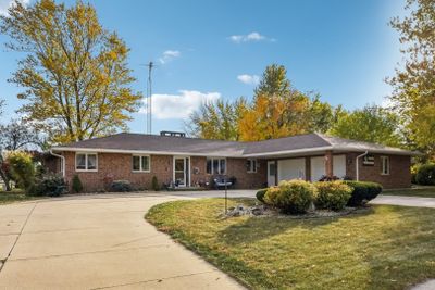 402 E 2nd Street, House other with 3 bedrooms, 2 bathrooms and 18 parking in Herscher IL | Image 1