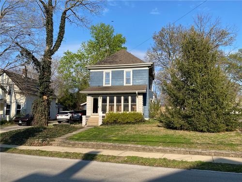 875 10th Street, Charleston, IL, 61920 | Card Image