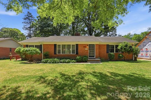 810 Brockbank Rd, Charlotte, NC, 28209-4927 | Card Image