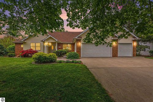 1220 Glenwood Dr, Mt Pleasant, MI, 48858-4328 | Card Image