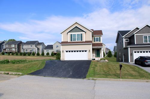 588 Harbor View Dr, Saint Albans, VT, 05478-4487 | Card Image