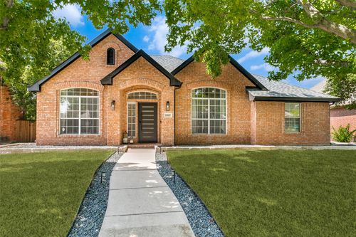 10217 Forrest Dr, Frisco, TX, 75035-5759 | Card Image