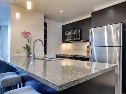 212-760 Johnson St, Victoria, BC, V8W0A4 | Card Image