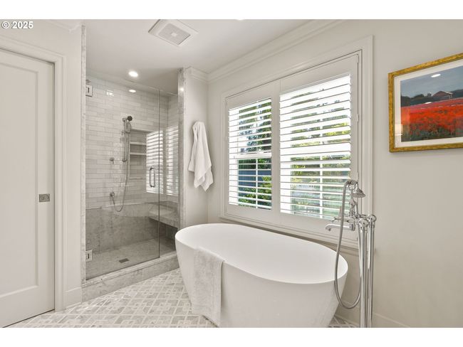 817 D Ave, House other with 3 bedrooms, 4 bathrooms and 2 parking in Lake Oswego OR | Image 10
