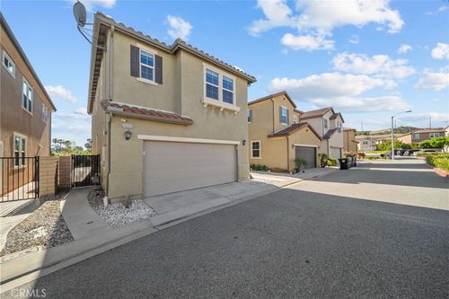 26350 Piazza Di Sarro, Newhall, CA, 91321-2118 | Card Image