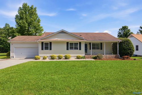 131 Styles Dr, Gurley, AL, 35748-8324 | Card Image