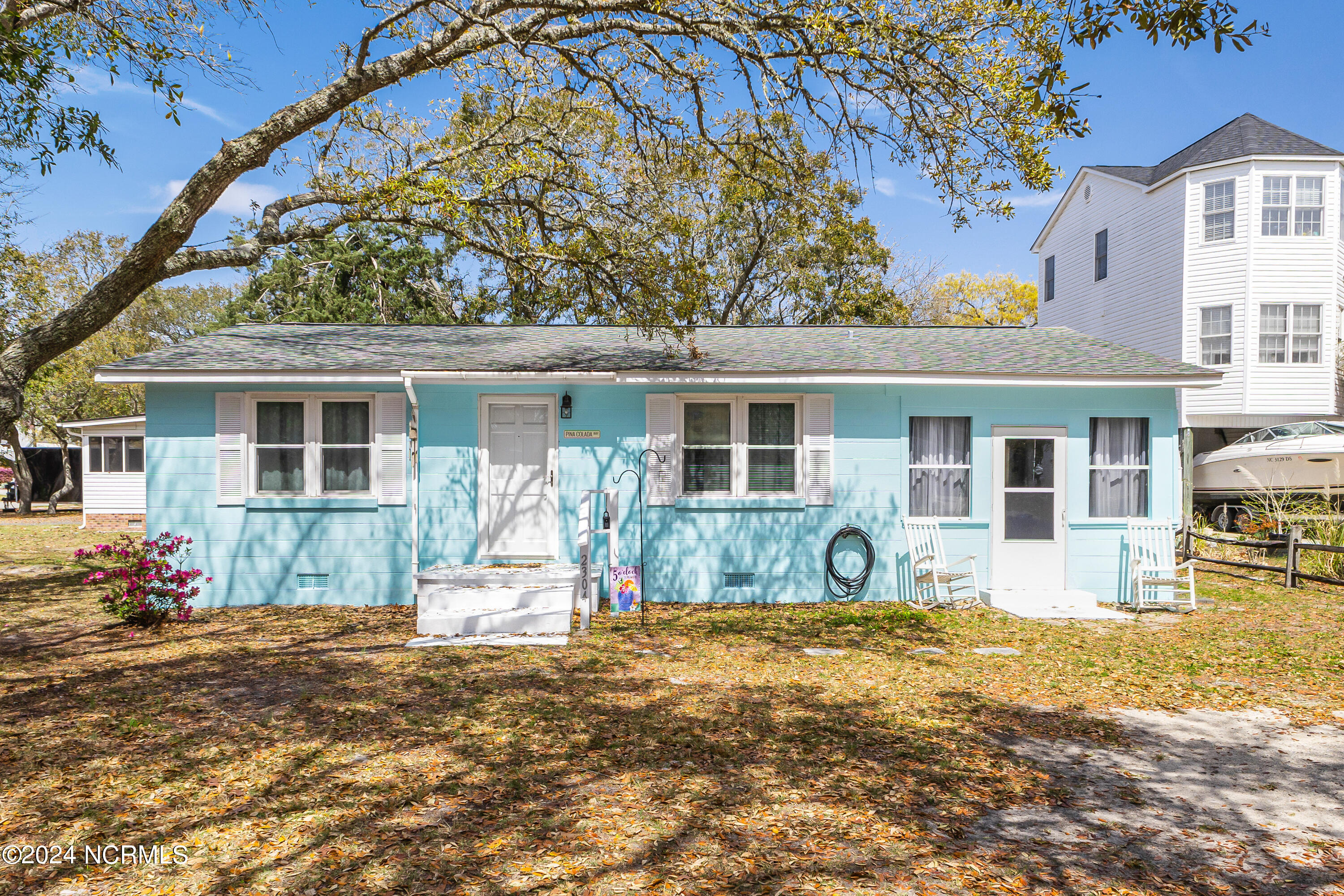 Oak Island Dr, Oak Island, NC 28465