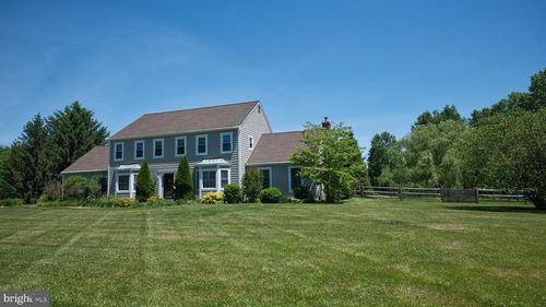 3155 Antler Dr, DOYLESTOWN, PA, 18902-1902 | Card Image