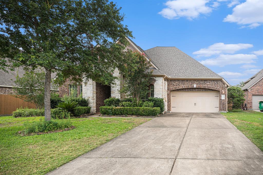 Messina Ct, League City, TX 77573