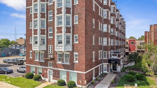601-230 E 9th St, Indianapolis, IN, 46204-1153 | Card Image