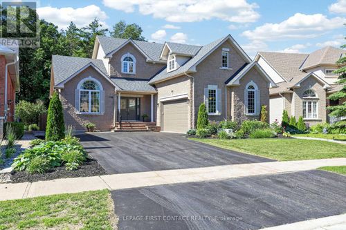 118 Cumming Dr, Barrie, ON, L4N0C7 | Card Image
