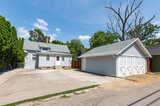 925 W Spruce St, House other with 3 bedrooms, 2 bathrooms and null parking in Missoula MT | Image 10