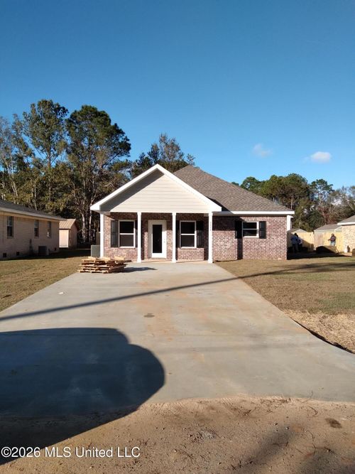 3232 Grouper Road, Gautier, MS, 39553 | Card Image