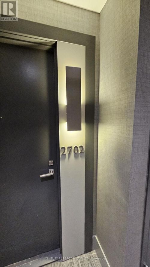 2702-2916 Highway 7, Vaughan (Concord), ON, L4K0K6 | Card Image