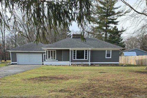 11269 N Jennings Rd, Clio, MI, 48420-1587 | Card Image