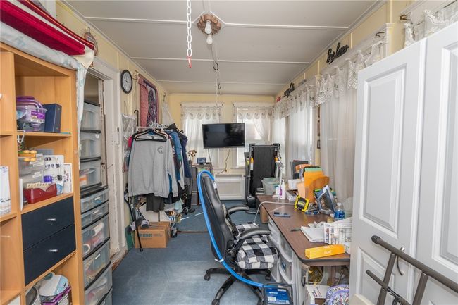 101 Collins St, House other with 3 bedrooms, 2 bathrooms and 6 parking in Attleboro MA | Image 15