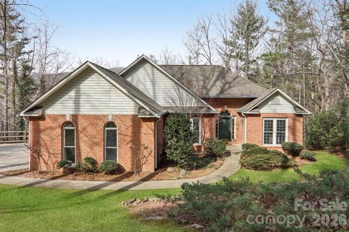 741 Zelda Ct, Hendersonville, NC, 28792-9525 | Card Image