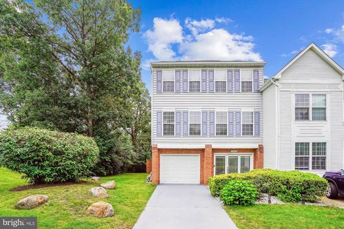 13101 Summer Rain Ter, Fairfax, VA, 22033-5069 | Card Image