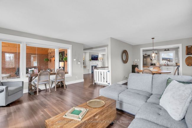318 Duclos Point Rd, House other with 5 bedrooms, 3 bathrooms and 4 parking in Pefferlaw ON | Image 19