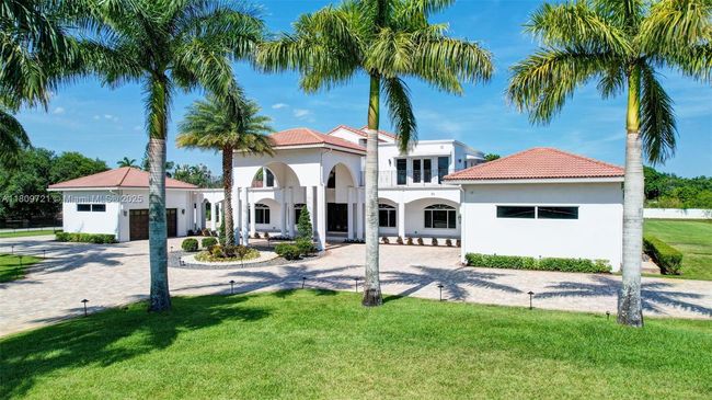 4610 Sw 178 Th Ave, House other with 8 bedrooms, 8 bathrooms and null parking in Southwest Ranches FL | Image 78