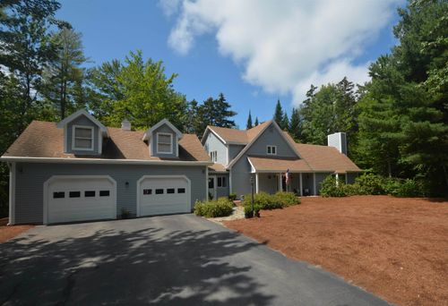 19 Walton Heath Dr, Grantham, NH, 03753-5482 | Card Image