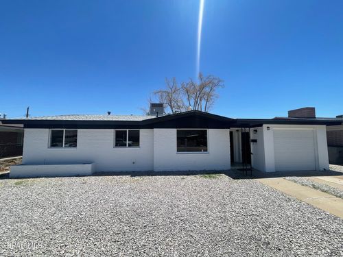 8910 Strand Ln, El Paso, TX, 79904-1434 | Card Image