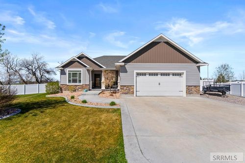 3221 Ringneck Dr, Idaho Falls, ID, 83401-4793 | Card Image