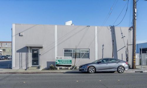 320 Victory Ave, South San Francisco, CA, 94080-6405 | Card Image