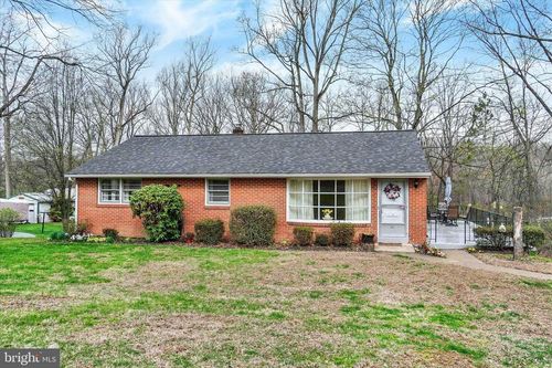 1593 Mount Gretna Rd, ELIZABETHTOWN, PA, 17022-9580 | Card Image