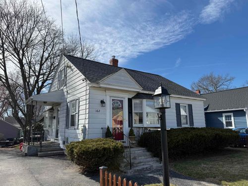 162 Knowlton St, Manchester, NH, 03103-2950 | Card Image