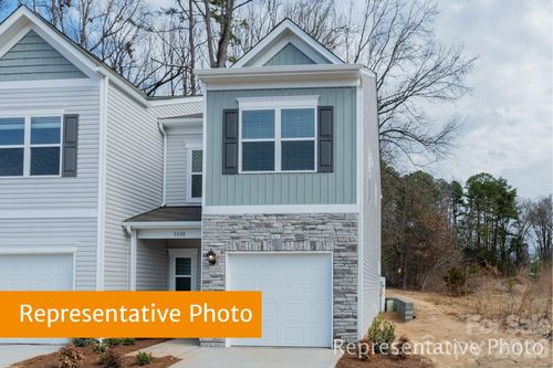 2671 Spinalis St, Charlotte, NC, 28215 | Card Image