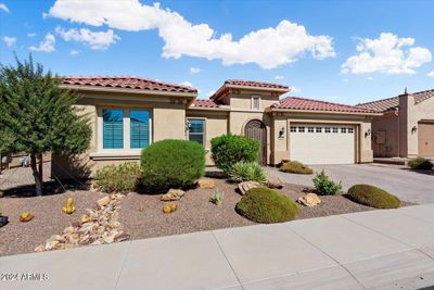 27448 W Yukon Drive, House other with 2 bedrooms, 3 bathrooms and null parking in Buckeye AZ | Image 2