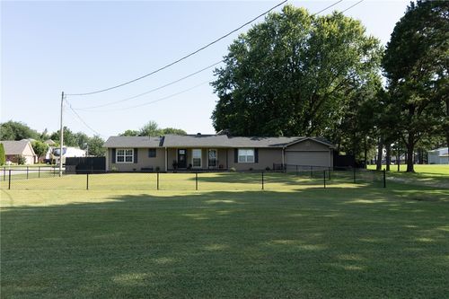 497 Rheas Mill Rd, Farmington, AR, 72730-9658 | Card Image