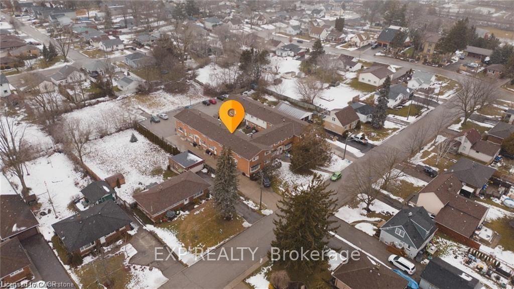 Residential Lease in Woodstock 2