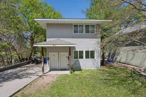 211 Belvidere St E, Saint Paul, MN, 55107-3140 | Card Image