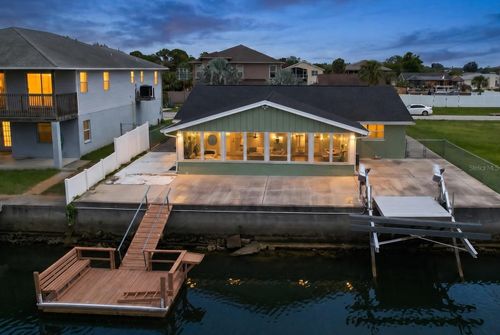 7401 Islander Ln, HUDSON, FL, 34667-3922 | Card Image