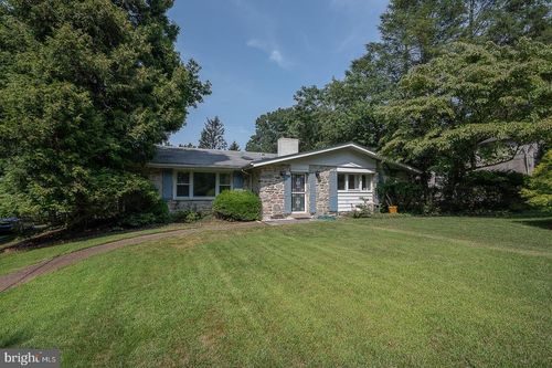 323 Hidden River Rd, PENN VALLEY, PA, 19072-1110 | Card Image