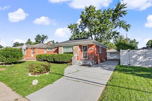 24936 Elmira, Redford, MI, 48239-1629 | Card Image