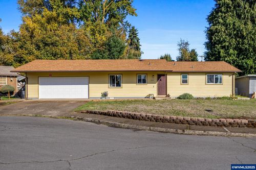 1377 Krystie Ct Ne, Keizer, OR, 97303-4733 | Card Image