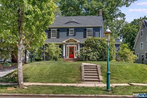 85 Hawthorne Ave, Glen Ridge, NJ, 07028-2024 | Card Image